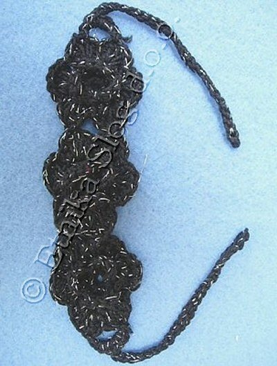 BIGIOTTERIA IN COTONE BRACCIALETTO IN COTONE LAVORATO AD UNCINETTO CON F - com Etnika Slog d.o.o. BIGIOTTERIA IN COTONE BRACCIALETTO IN COTONE LAVORATO AD UNCINETTO CON F - com Etnika Slog d.o.o.