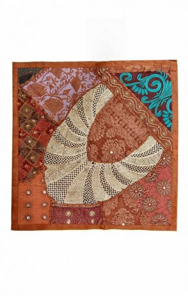COPRICUSCINO PATCHWORK SARI.MISURA CIRCA CM