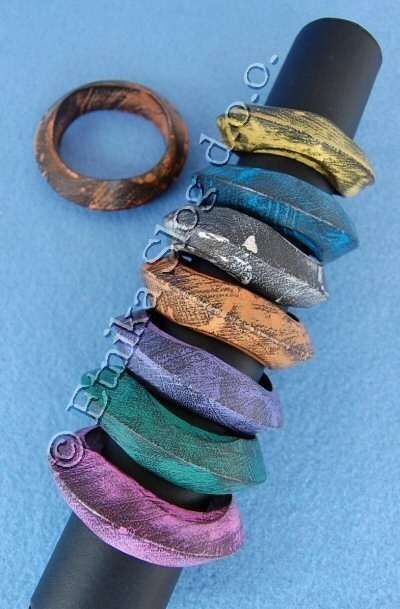 BRACCIALETTI - LEGNO BRACCIALETTO BANGAL IN LEGNO COLORATO MEDIO, TRIAN - com Etnika Slog d.o.o. BRACCIALETTI - LEGNO BRACCIALETTO BANGAL IN LEGNO COLORATO MEDIO, TRIAN - com Etnika Slog d.o.o.