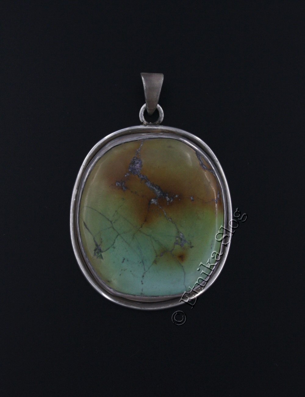 PENDENTE IN ARGENTO CON PIETRA PREZIOSA.ALTE PENDENTE IN ARGENTO CON PIETRA PREZIOSA.ALTE
