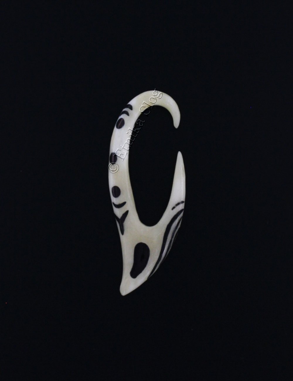 BIGIOTTERIA INDONESIANA PIERCING IN OSSODIAM BIGIOTTERIA INDONESIANA PIERCING IN OSSODIAM