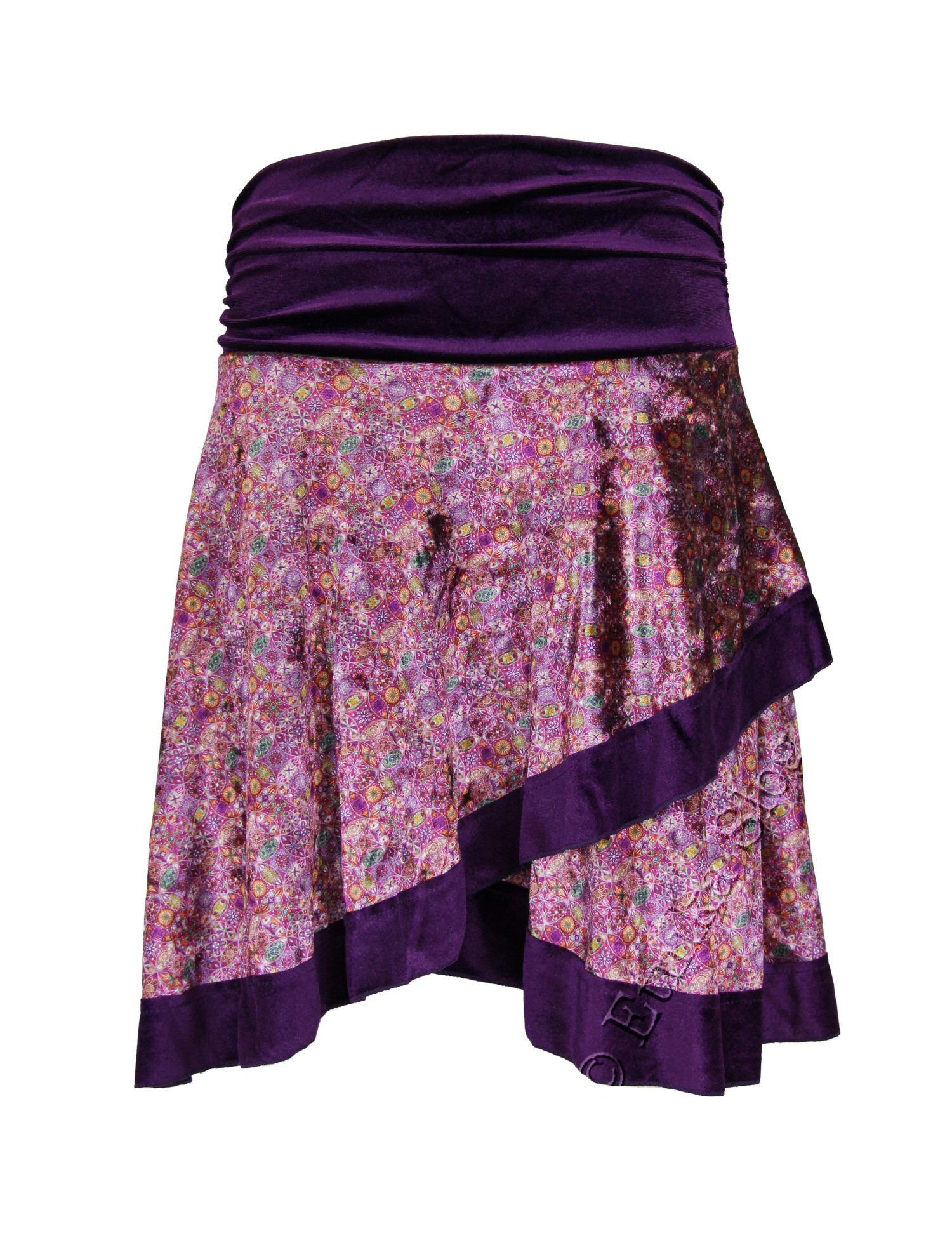 GONNA CORTA IN VELVET CON ELASTAN DISPONIBIL GONNA CORTA IN VELVET CON ELASTAN DISPONIBIL