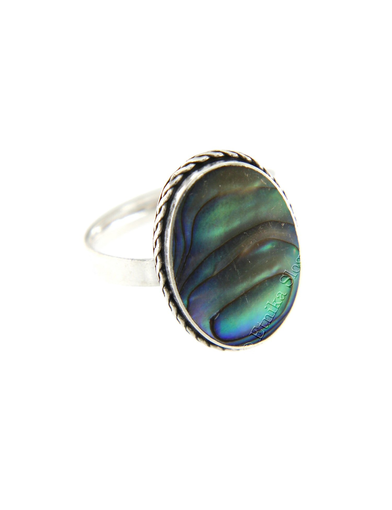 ANELLO IN ARGENTO CON CONCHIGLIA DI ABALONE .br / ANELLO IN ARGENTO CON CONCHIGLIA DI ABALONE .br /