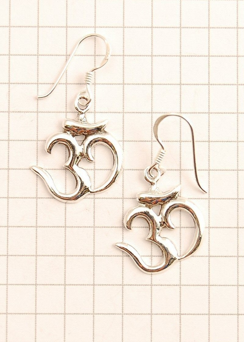 ORECCHINI ARGENTO LUNGHEZZA MM16X15.- OM -/ ORECCHINI ARGENTO LUNGHEZZA MM16X15.- OM -/