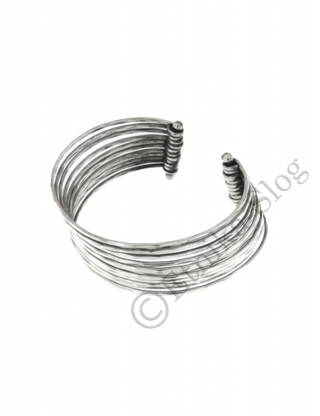 BRACCIALETTI - METALLO BRACCIALETTO DA POLSO IN METALLO&nbsp;LAVORATO.DI - com Etnika Slog d.o.o.