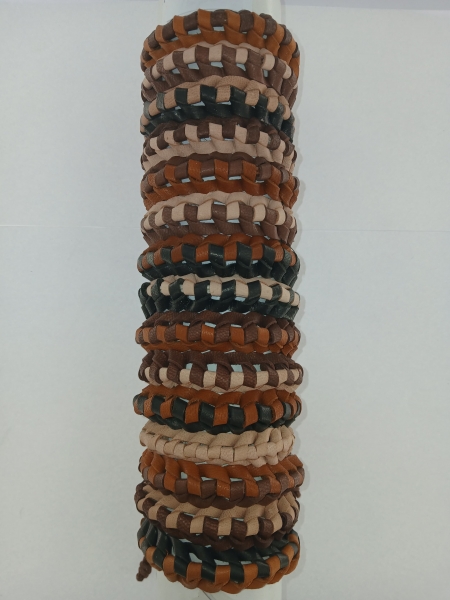 BRACCIALETTO IN&nbsp;COTONE/CUOIO E MATERIALI MISTI CON