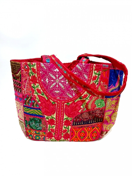 BORSE DA SPALLA BORSA DA SPALLA IN COTONE PATCHWORK SARI, FODERATA - com Etnika Slog d.o.o.