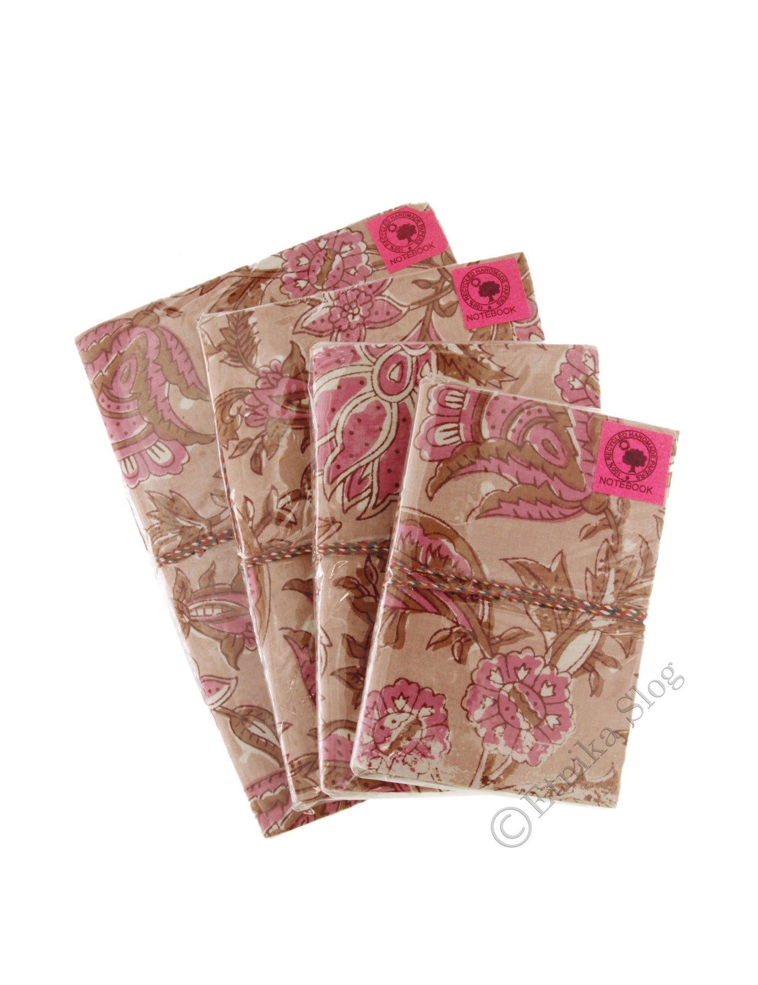 SET CON 4 NOTEBOOK RIVESTITI CON STOFFA. MISURANO: SET CON 4 NOTEBOOK RIVESTITI CON STOFFA. MISURANO: