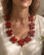 COLLANA IN COTONE CON&nbsp;FIORE FARFALLA IN LEGNObr /