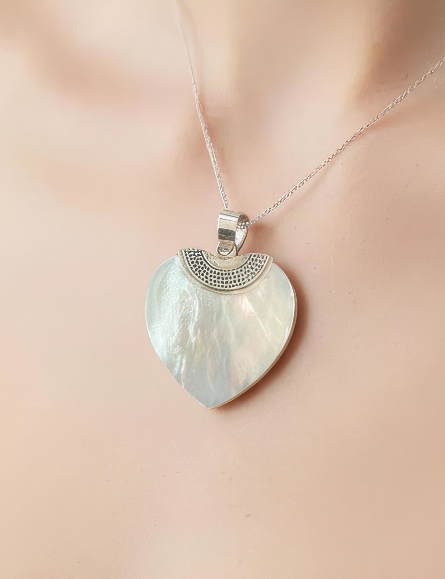 PENDENTE IN ARGENTO CON MADREPERLA BIANCOmis PENDENTE IN ARGENTO CON MADREPERLA BIANCOmis