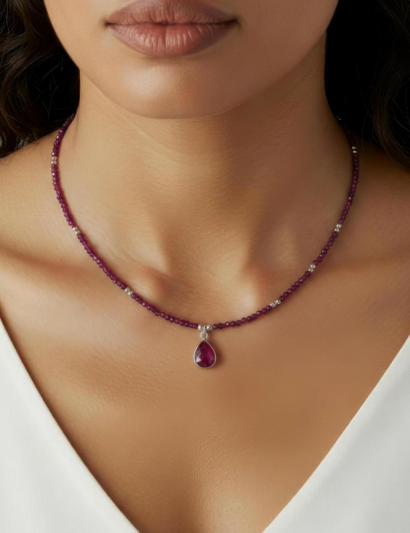 COLLANA IN ARGENTO&nbsp;E PIETRA DURA CON PENDENTE&nbsp;str