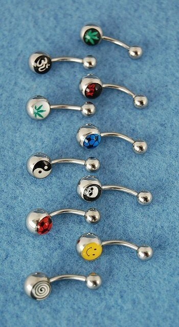 PIERCING BANANA CON PALLINE E FIGURA IN RESINA.br PIERCING BANANA CON PALLINE E FIGURA IN RESINA.br