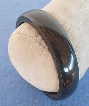 BRACCIALETTI BANGAL IN CORNO LARGHI. DIAMETR BRACCIALETTI BANGAL IN CORNO LARGHI. DIAMETR