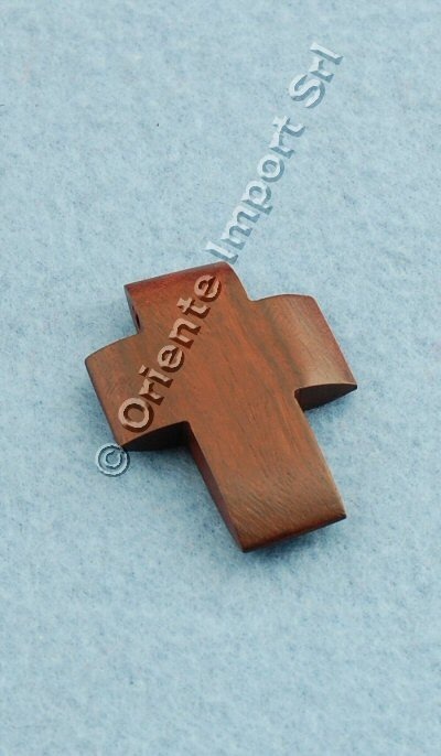 PENDENTE CROCE IN LEGNO ROSSO. DIMENSIONE CM PENDENTE CROCE IN LEGNO ROSSO. DIMENSIONE CM